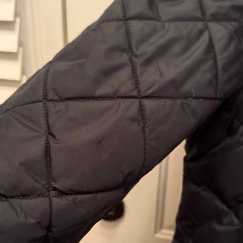 Gallery Women's Black Quilted Puffer Coat - Picture 7 of 9